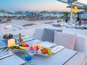 Отель Barriere Le Gray d'Albion