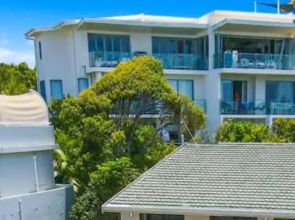 Crystal Shores Sunshine Beach