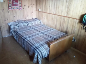 Guest House Domik v sosnah