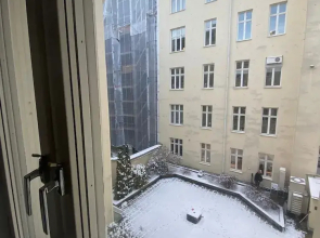 Elegant Apartment in the City