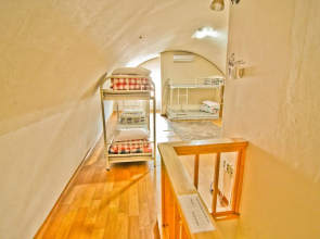 Kimchee Hongdae Guesthouse