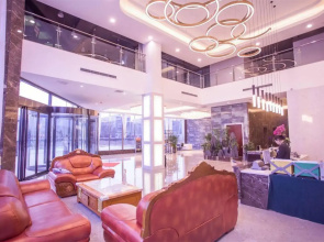 Qianzhiyue Hotel