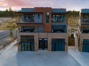 1216 Skyline Ranch 200 Downtown Location Private Hot Tub Mins to Old Bend
