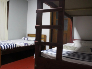 Hi Lanka Backpackers - Adults Only