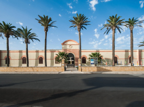Mahara Hotel & Wellness