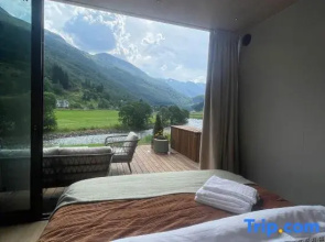 Flåm Retreat