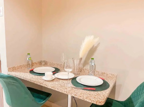 Cosmos Living Stylish Studio Near Marina