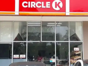 Luxury Educity Apartment 2BR+1BR Surabaya