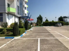 Royal Bistro