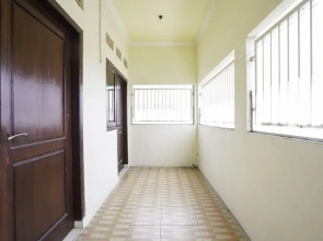 Madina Residence by OYO Rooms
