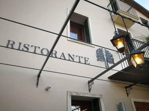 Hotel Ristorante Due Platani