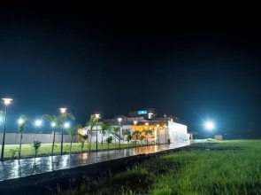 The 7th Heaven Resort