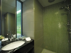 Cosmo Hotel Hong Kong