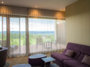 Small Luxury Hotel Wellnesshotel Golfpanorama