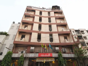 OYO 5047 Hotel President