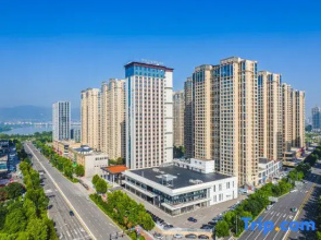 Licheng Huasheng International Hotel (Taiyuan Red Lantern Sports Stadium Branch)