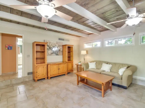 8 Mi to Dtwn: Spacious Home w/ Fire Pit in Fresno!