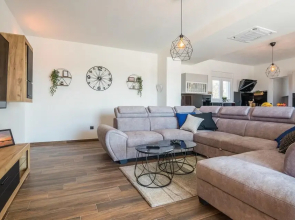 Awesome Home in Vrsi With 3 Bedrooms, Wifi and Outdoor Swimming Pool