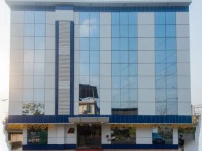 OYO 17391 Arya Residency
