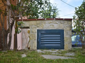 Kripis House