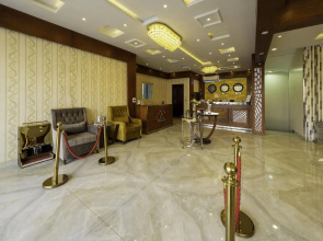 The Palace Hotel Suites 2