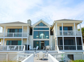 458 Tarpon Blvd