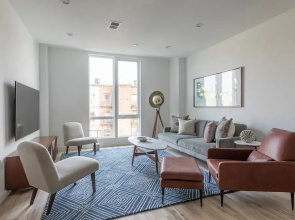 Sun-drenched 3BR Loft With Outdoor Space Near NYC