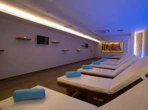 Water Side Resort & Spa