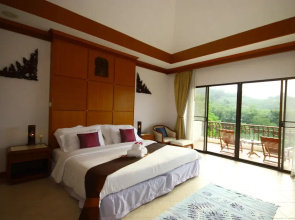 Phuket Nature Home Resort