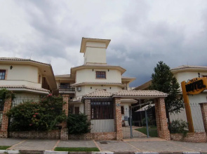 Villa Apart Hotel