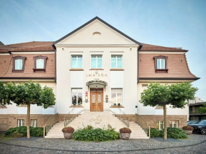 LA Maison Hotel