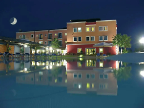 Hotel Club Baia Samuele
