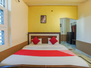 OYO 71947 Hotel Swaroop Retreat