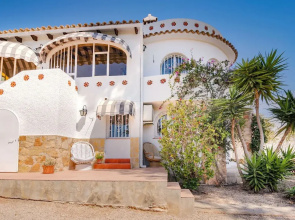 Beautiful Villa on 2 Levels With Private Swimming Pool Near Benissa