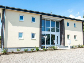 Haus-Strandburg-Duenengras