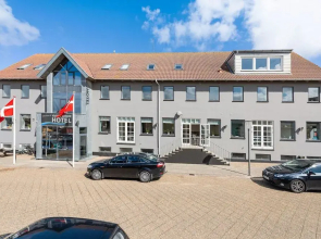 Eight-Bedroom Holiday home in Hvide Sande