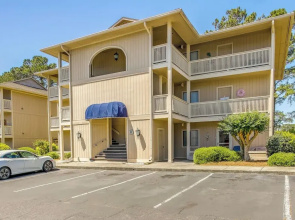 Little River Condo w/ Community Pool & Hot Tub!