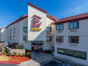 Red Roof Inn PLUS+ El Paso East