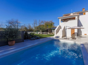 Villa Lora
