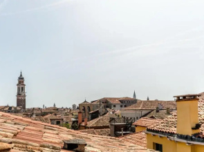 Venice Apartments