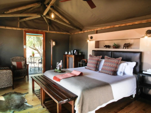 Buffelsdrift Game Lodge