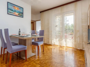 Apartment Dragica