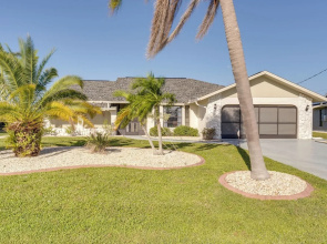 Rotonda West Home w/ Pool & Golf Course View!