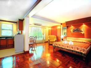 Royal Ivory Sukhumvit Nana