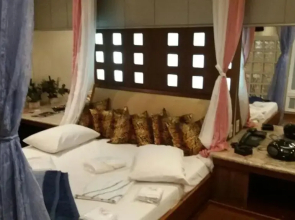 Heru's Motel