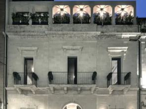 Mine & Yours Members Club