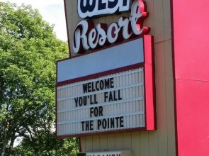 Pointe West Resort Motel