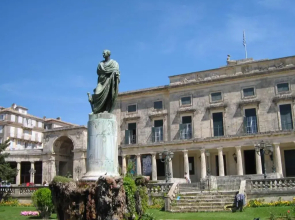 AAY- Best Corfu Town & Sea Apart 2bedroom Renovated + lift / Comfy&Design+WiFi