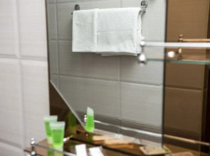 Отель Capital Hotel