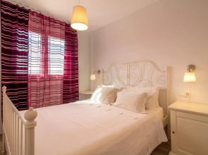 Apartamento con piscinas y muy cerca de la playa